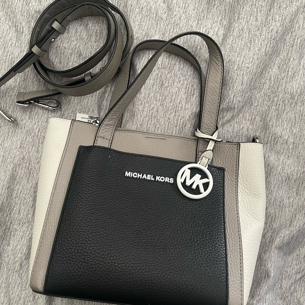 Michael Kors crossbody